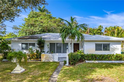 Photo of 14500 NE 5th Ct, Miami, FL 33161 (MLS # A11921386)