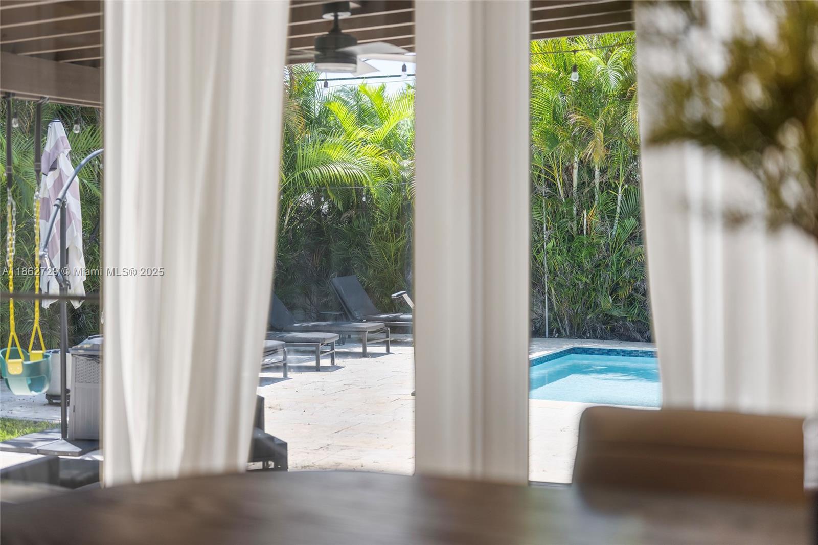 HOLLYWOOD - Residential