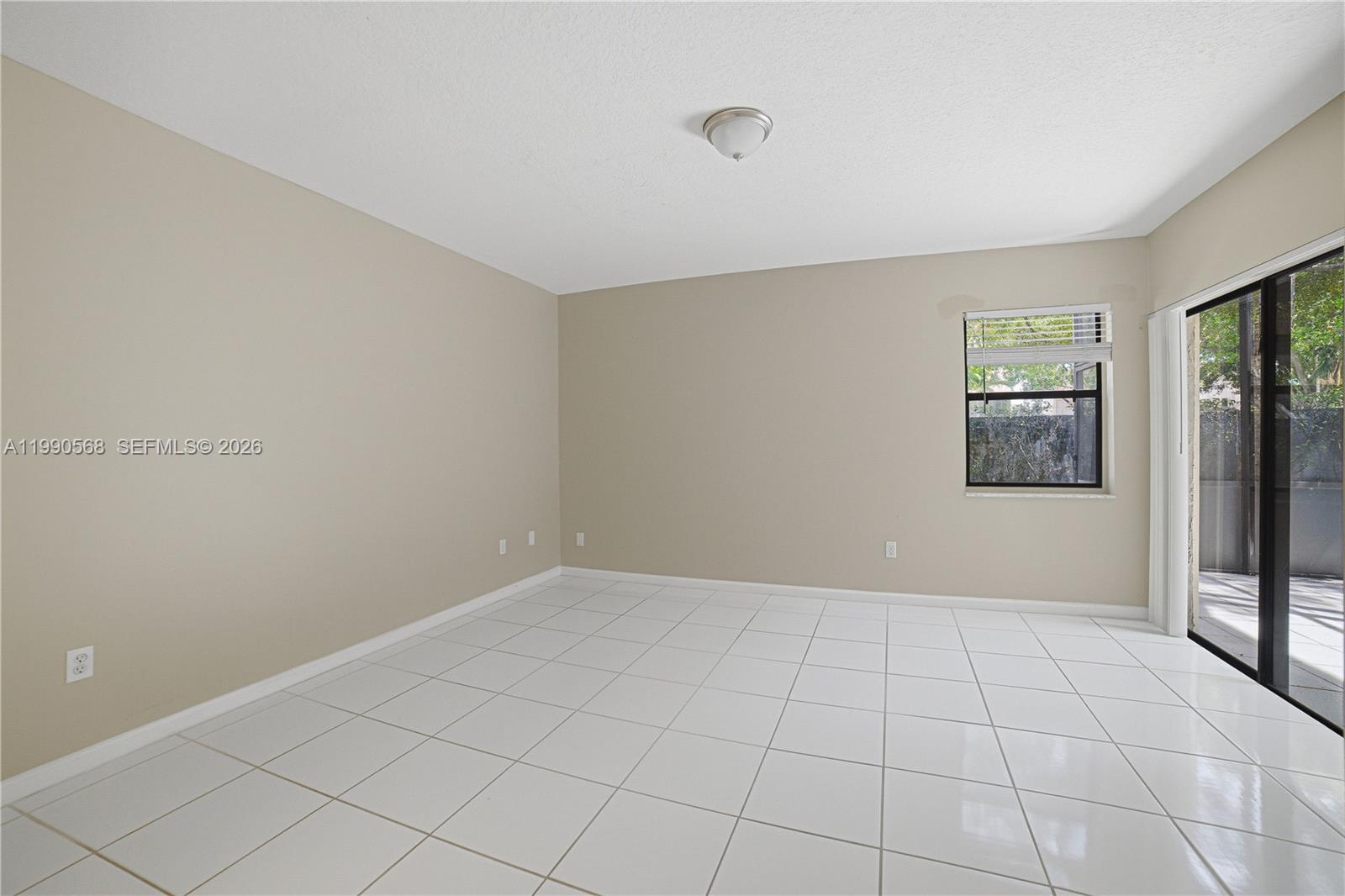 BOCA HERMOSA GARDENS - Residential