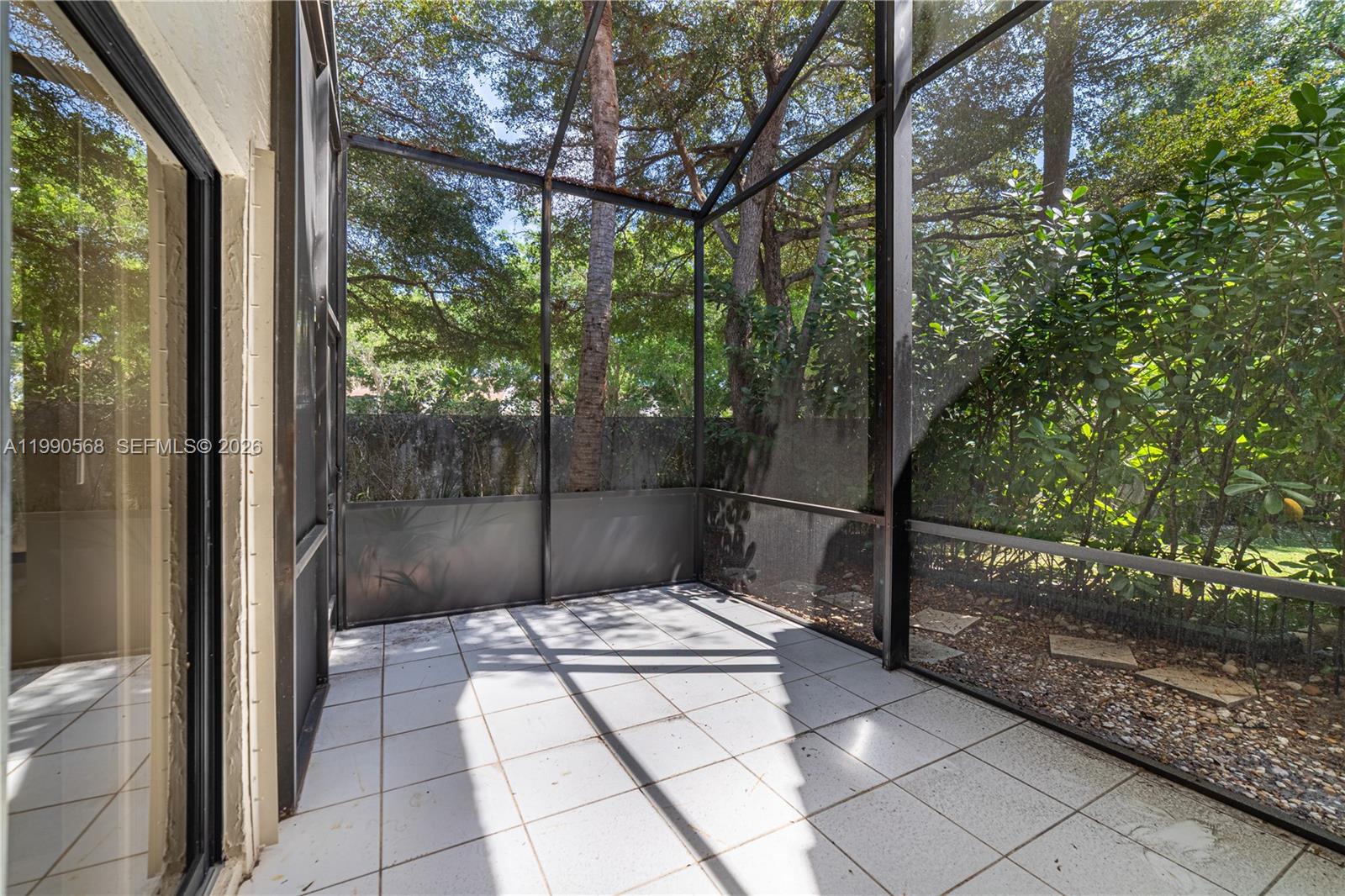 BOCA HERMOSA GARDENS - Residential