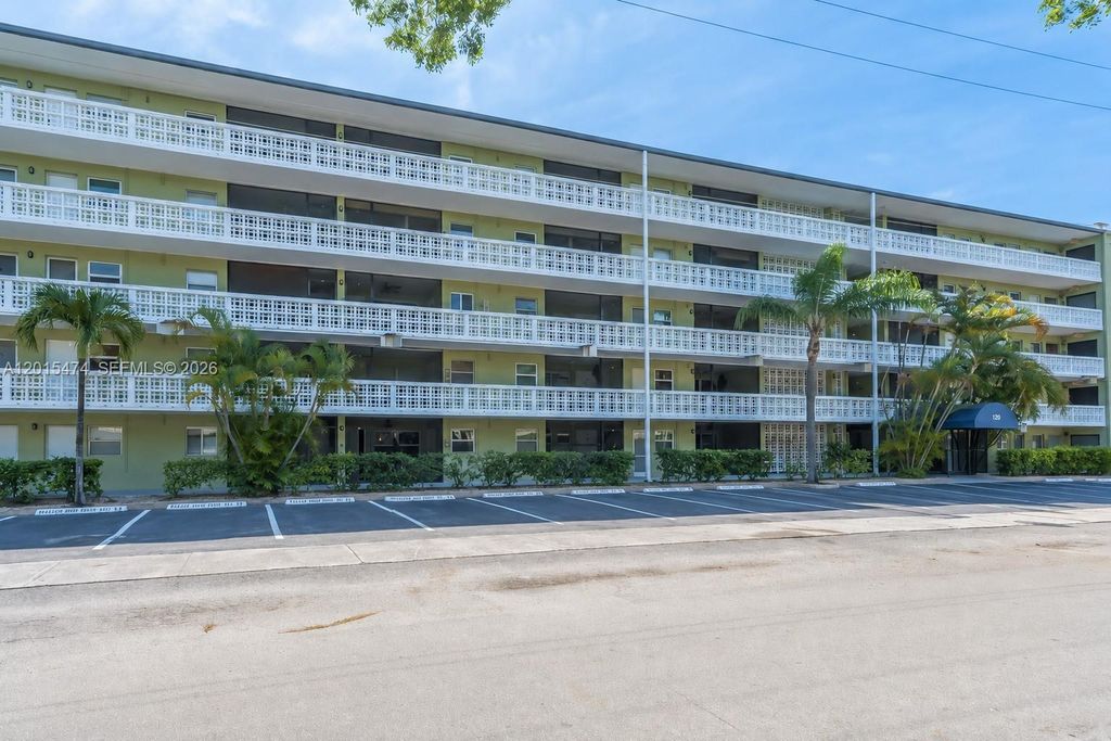 Photo of 1425 Arthur St #103A, Hollywood, FL 33020 (MLS # A12015474)
