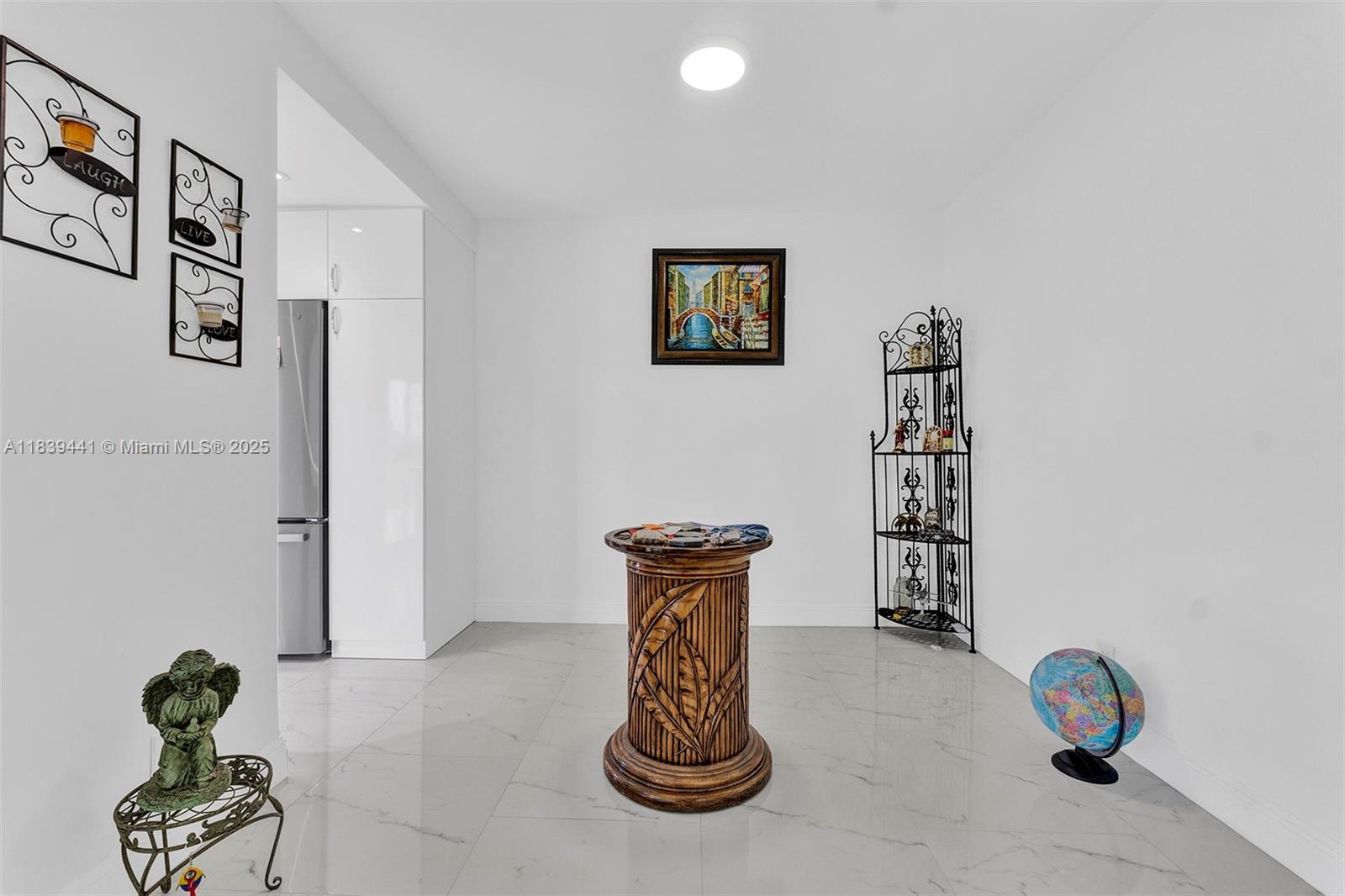 POINCIANA PLACE CONDO 1,2 - Residential