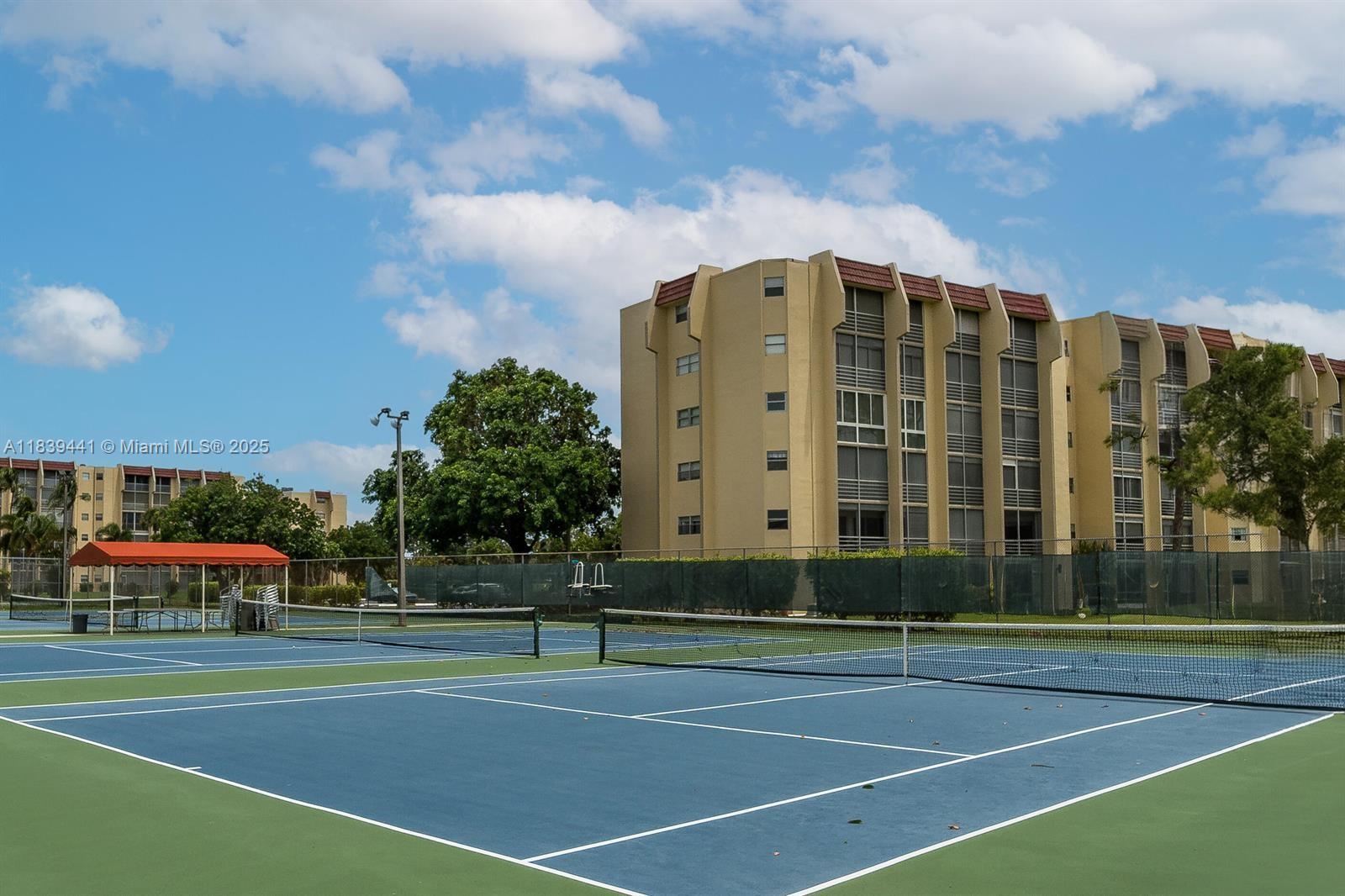 POINCIANA PLACE CONDO 1,2 - Residential