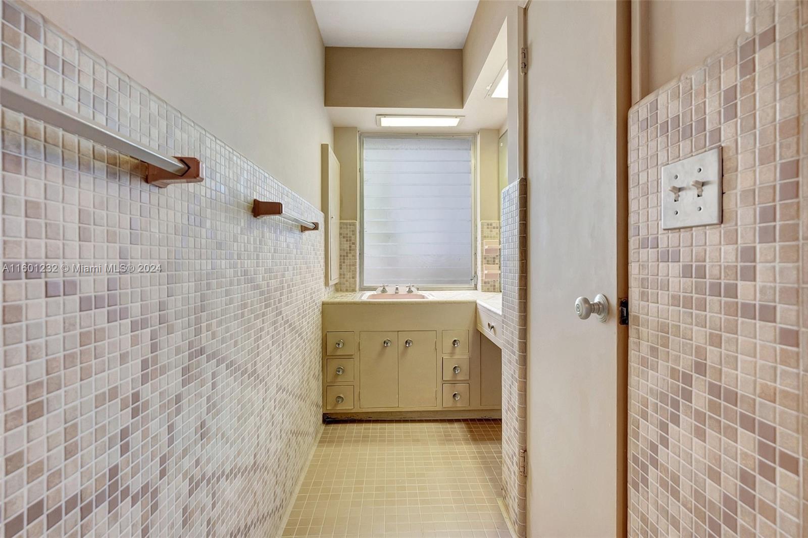 DAVIS HARBOR - Residential