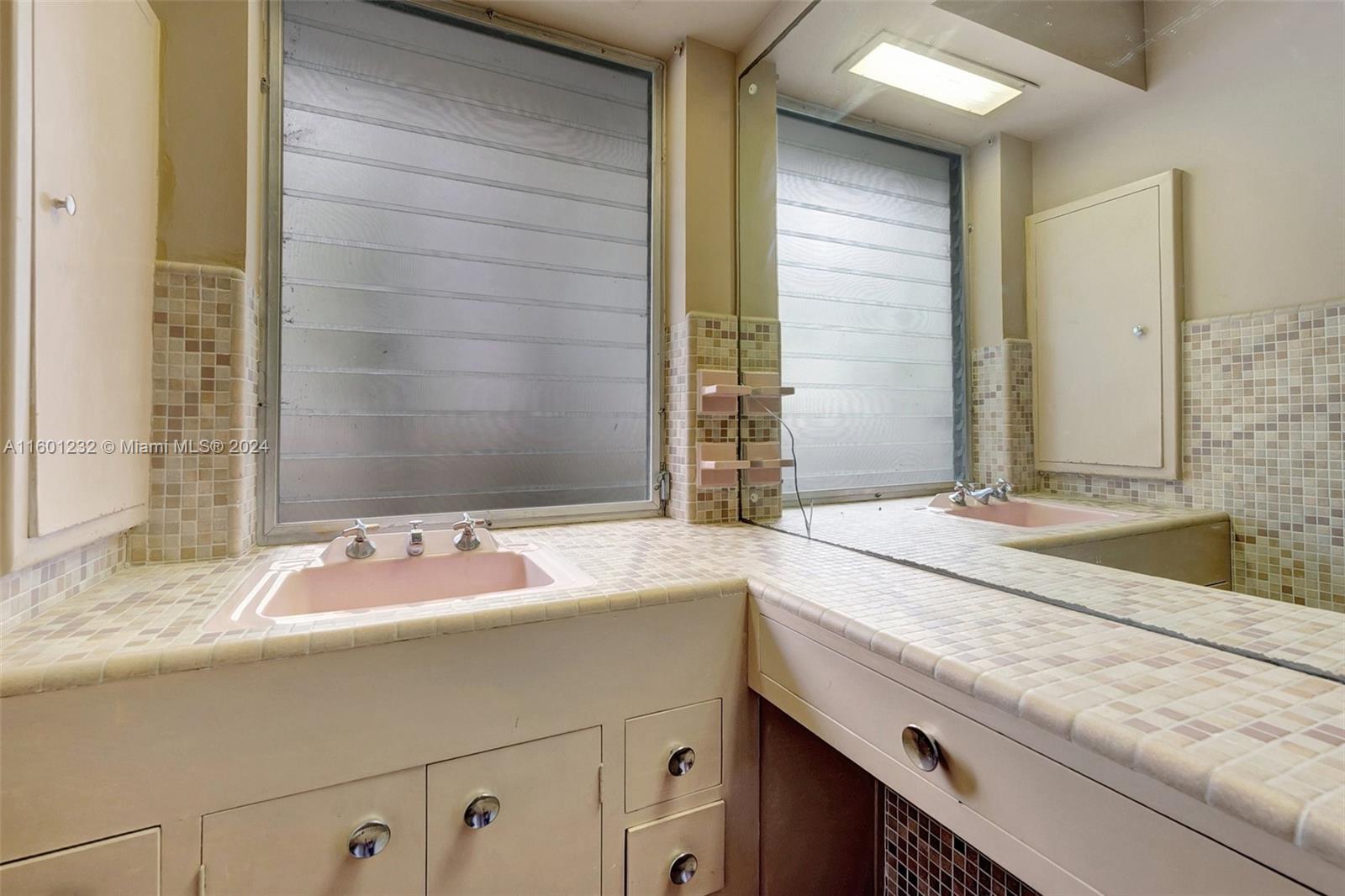 DAVIS HARBOR - Residential