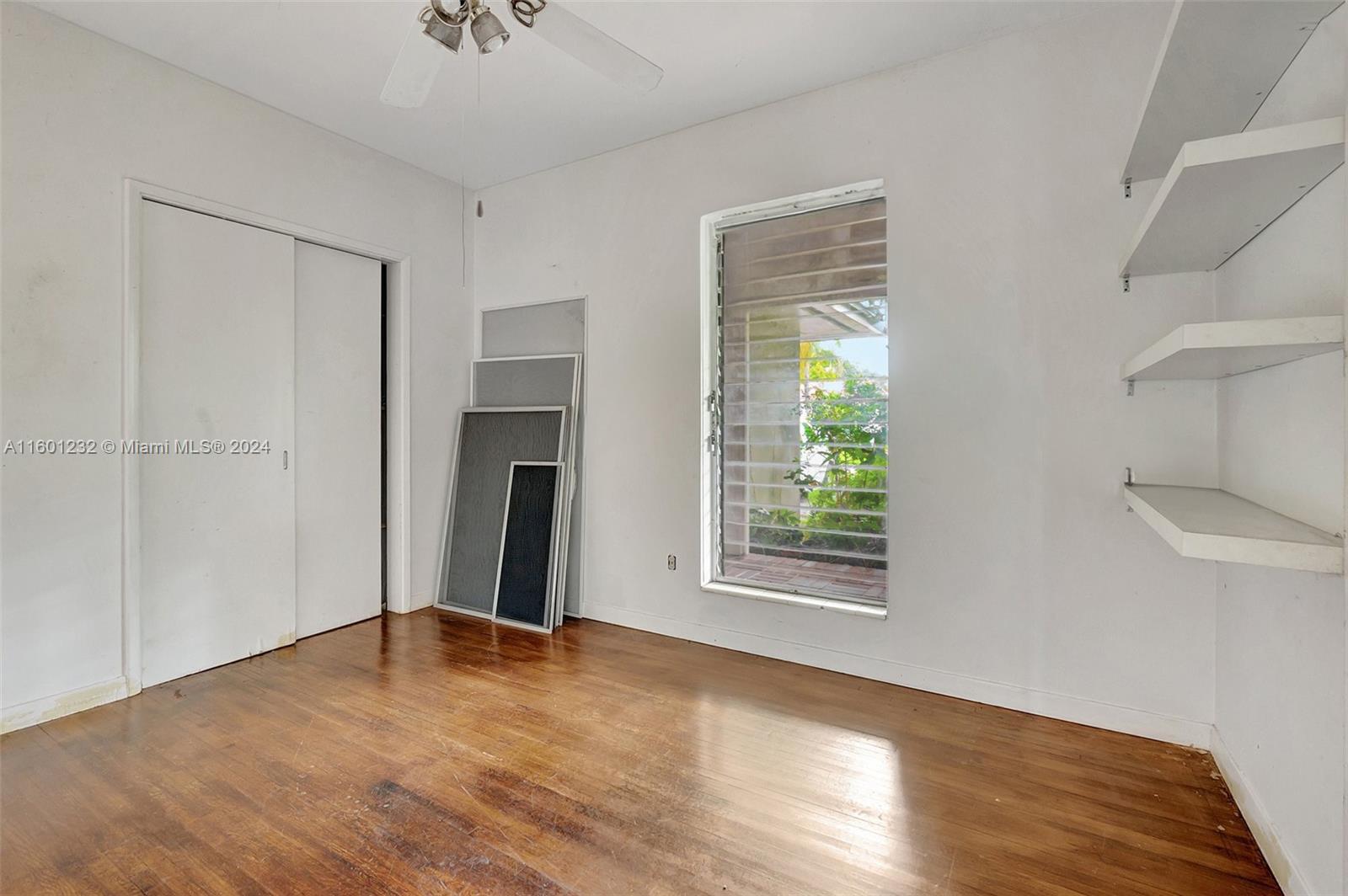 DAVIS HARBOR - Residential