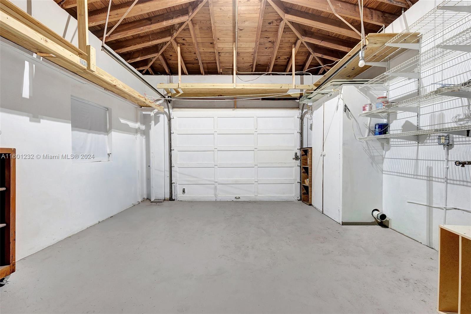 DAVIS HARBOR - Residential