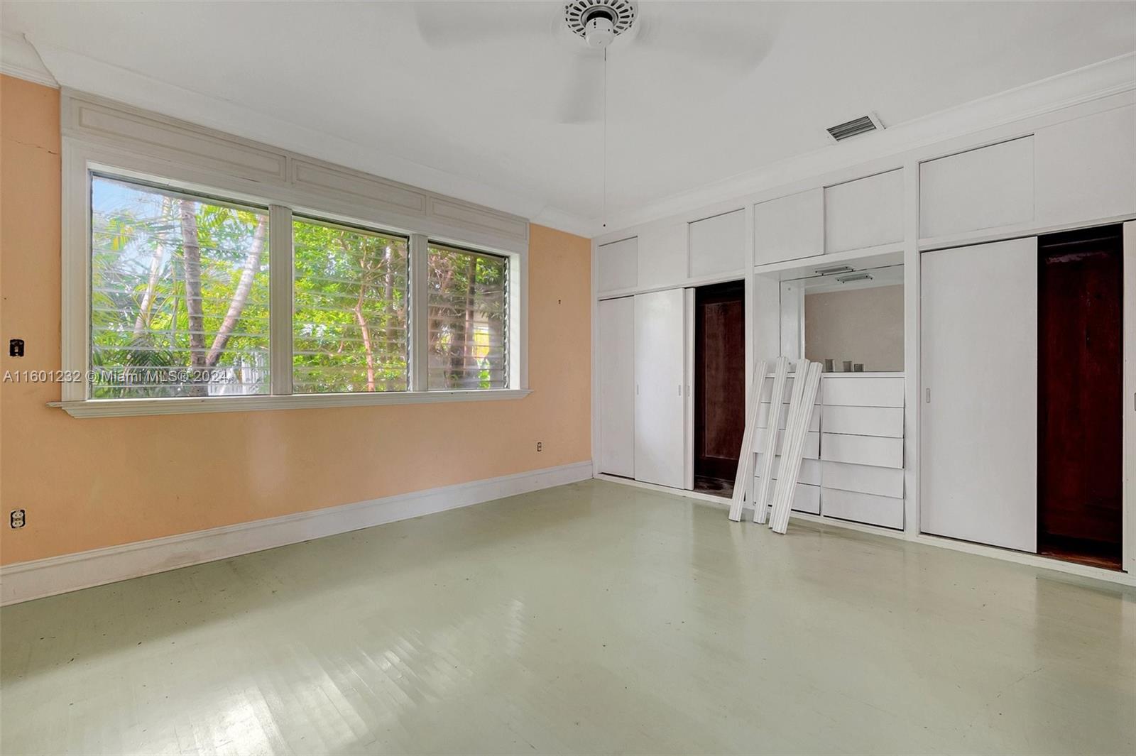 DAVIS HARBOR - Residential