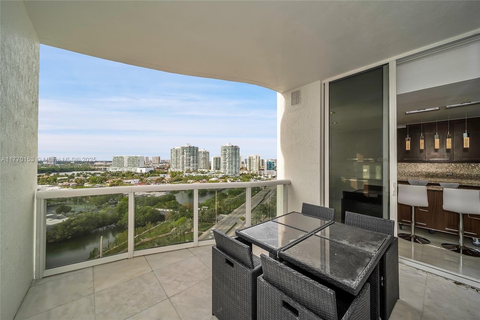 TDR TOWER I CONDO - Residential Lease