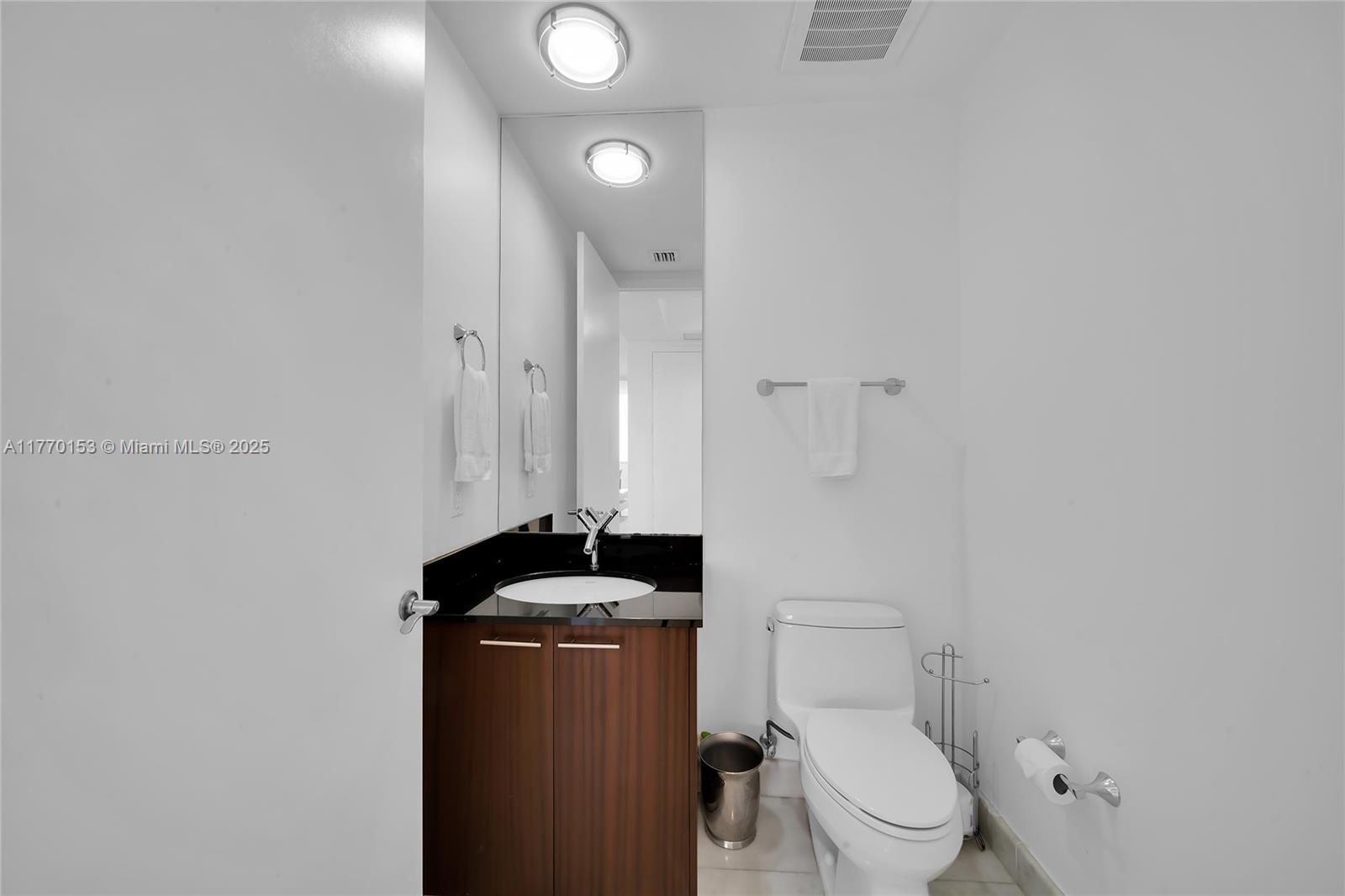 TDR TOWER I CONDO - Residential Lease