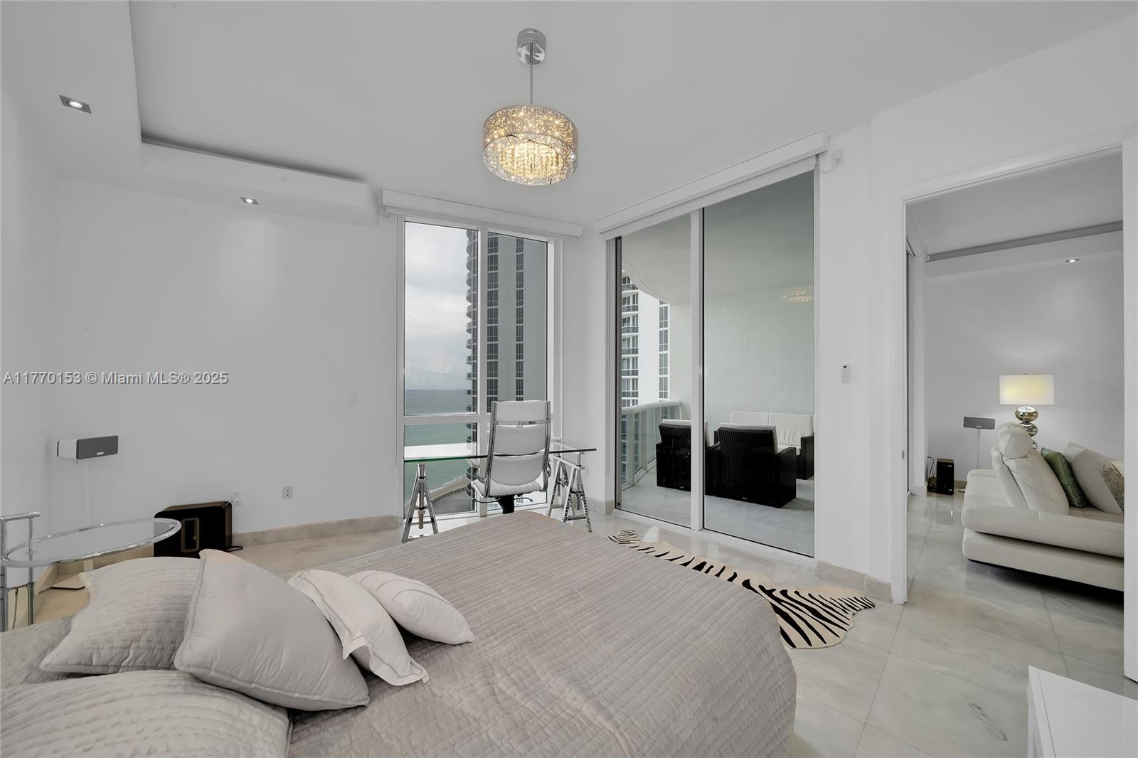 TDR TOWER I CONDO - Residential Lease