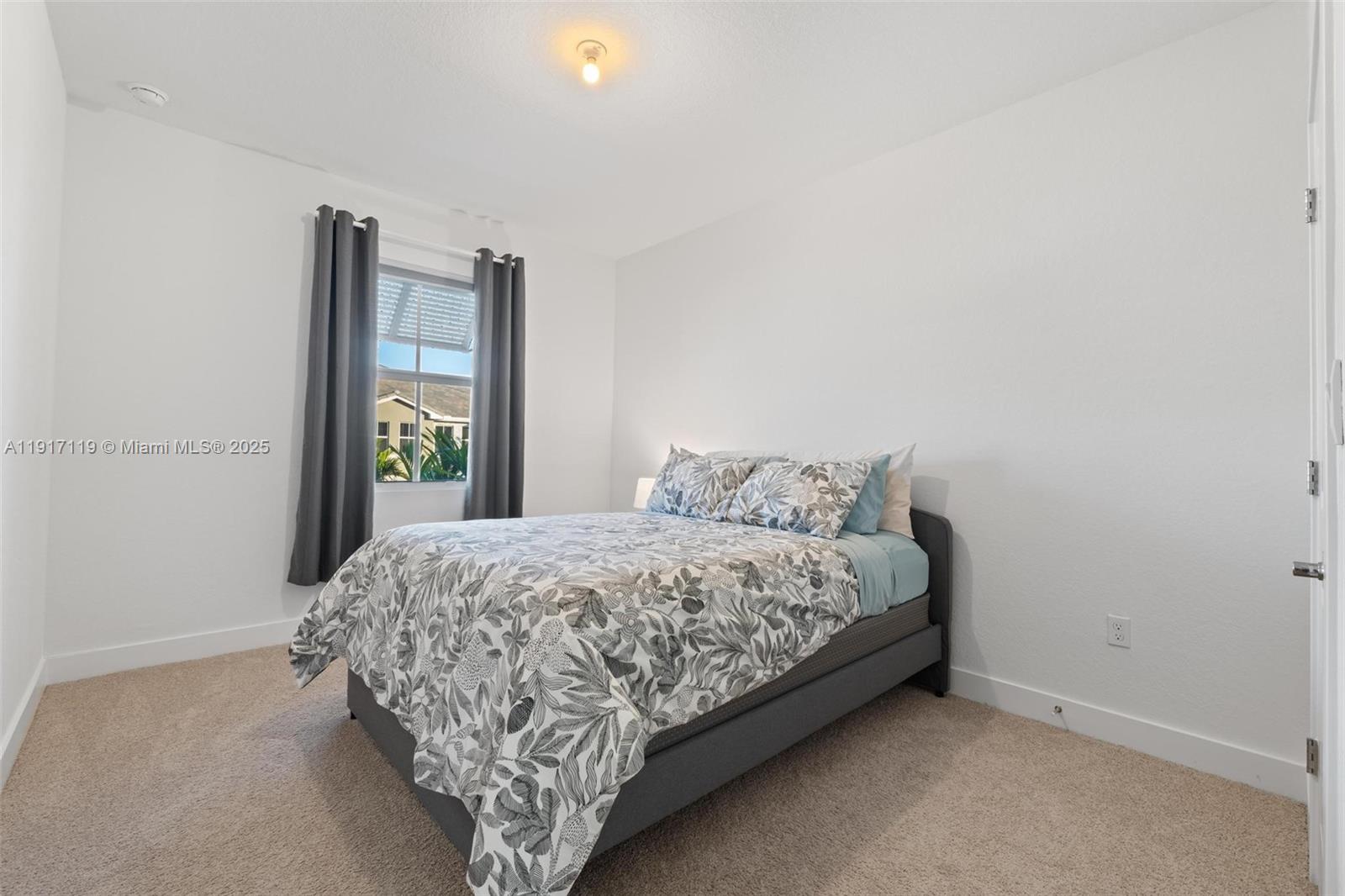 MERRICK SQUARE - Residential Lease