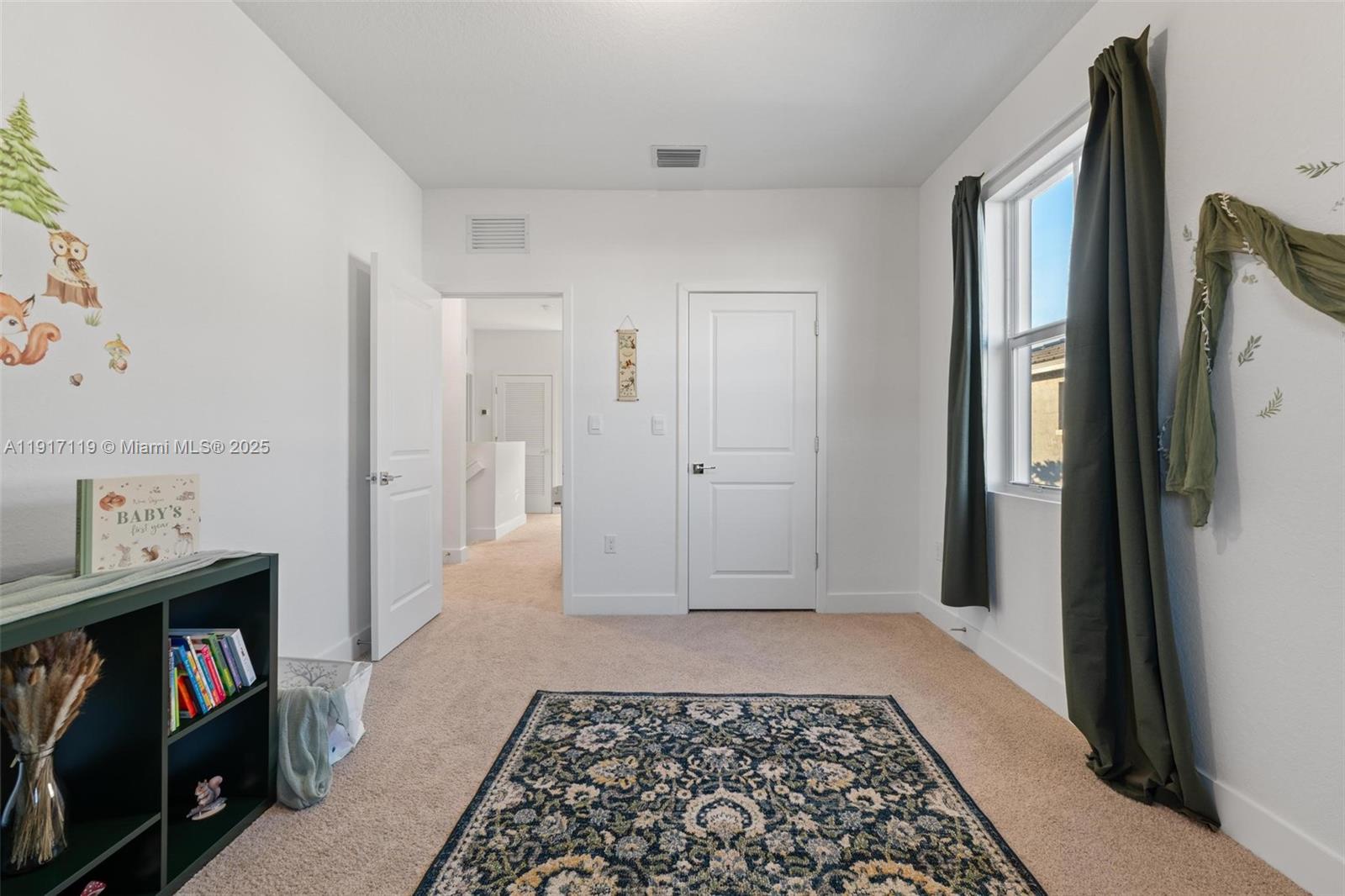 MERRICK SQUARE - Residential Lease