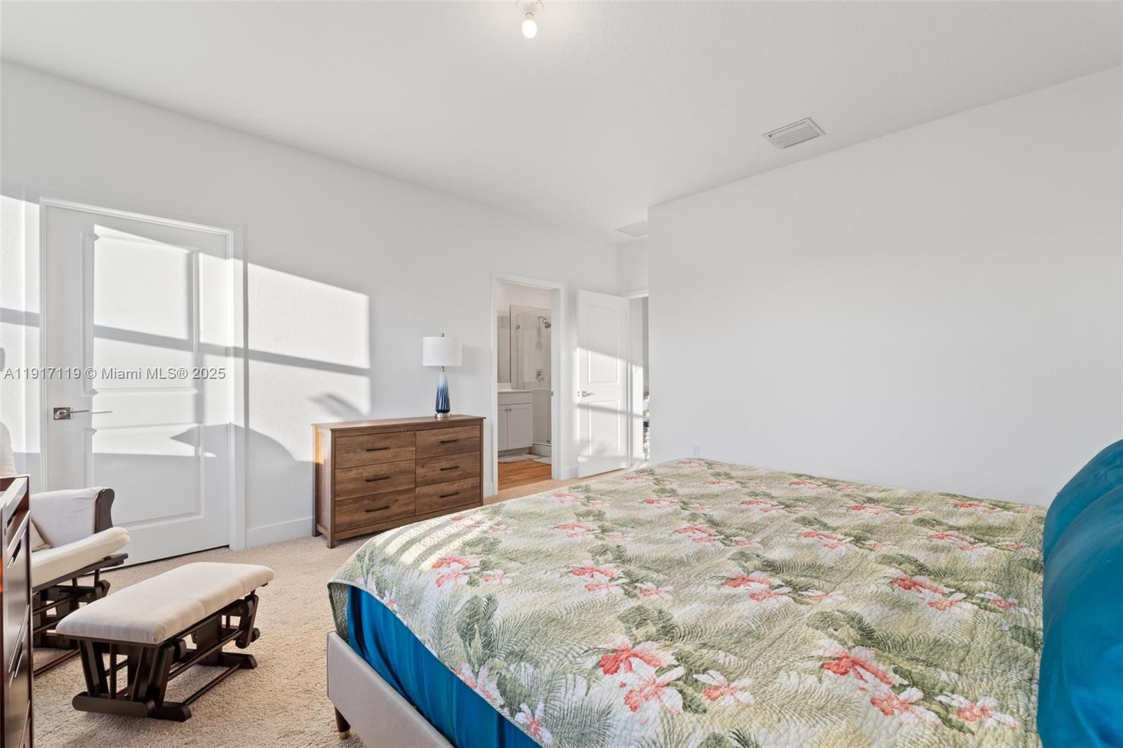 MERRICK SQUARE - Residential Lease