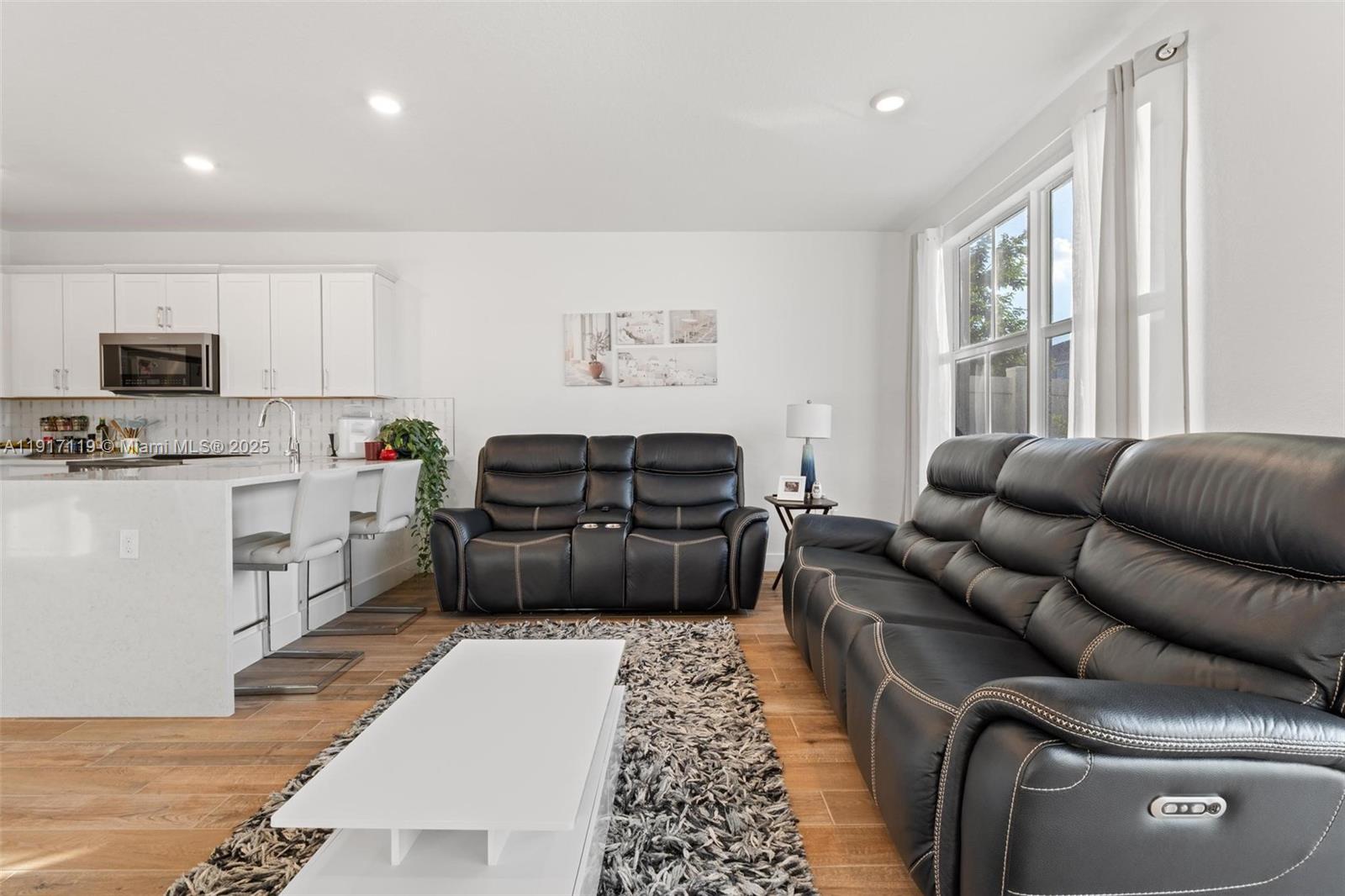 MERRICK SQUARE - Residential Lease