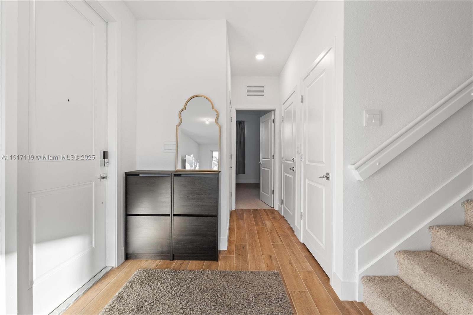 MERRICK SQUARE - Residential Lease