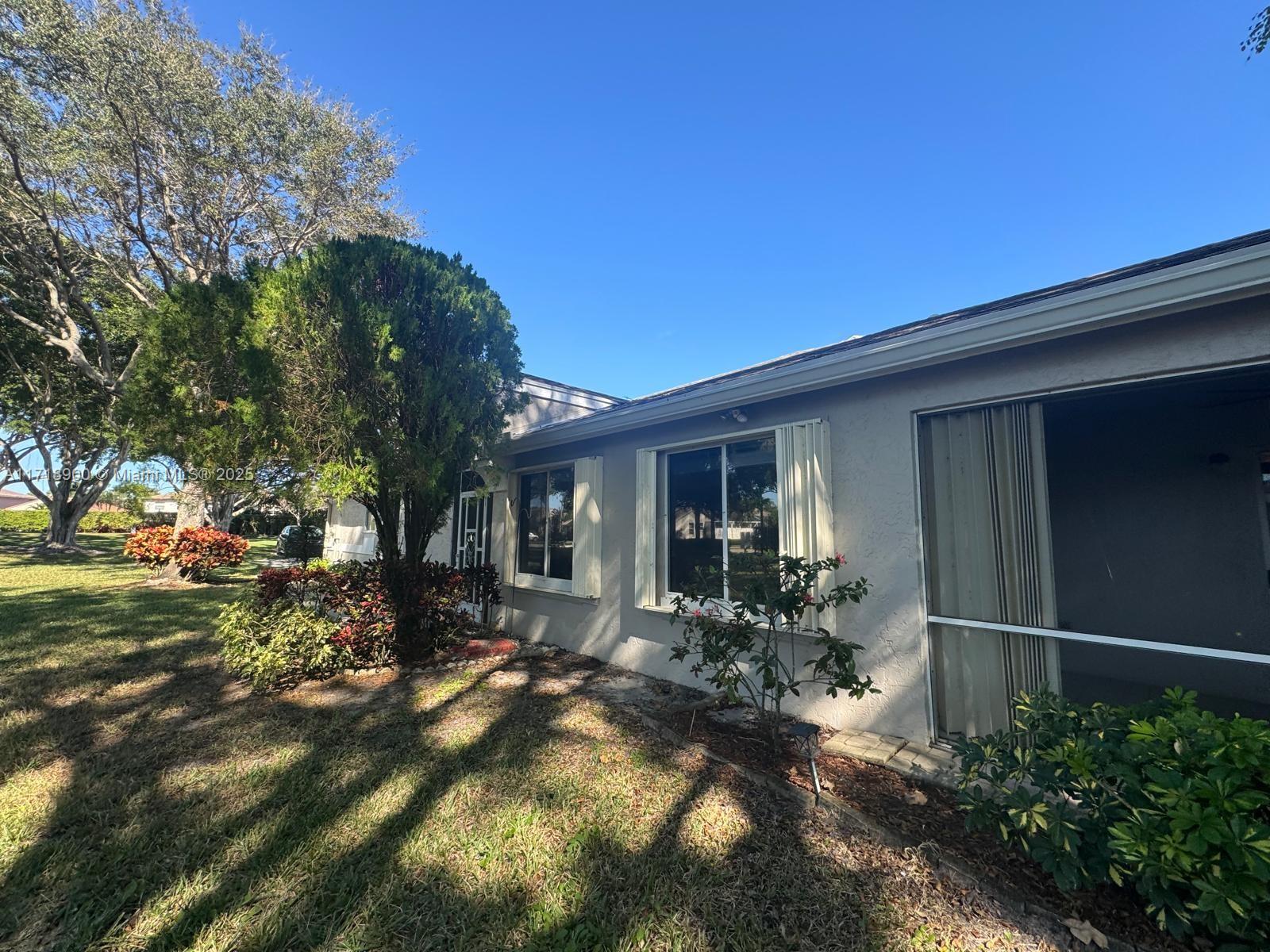 BOCA GARDENS 4 - Residential Lease