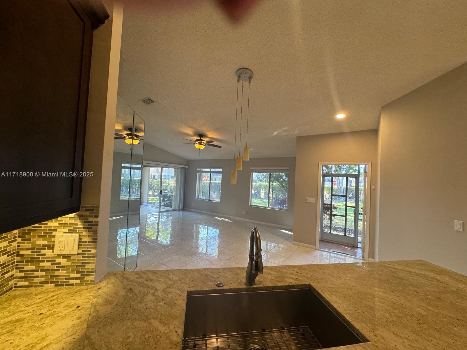 BOCA GARDENS 4 - Residential Lease