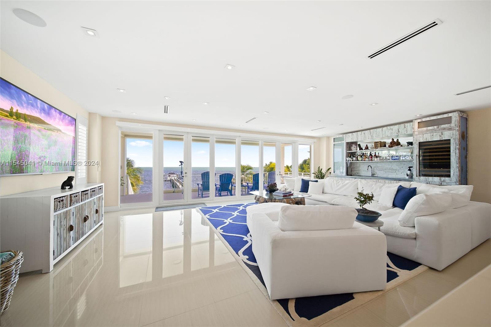 TAVERNIER HEIGHTS - Residential