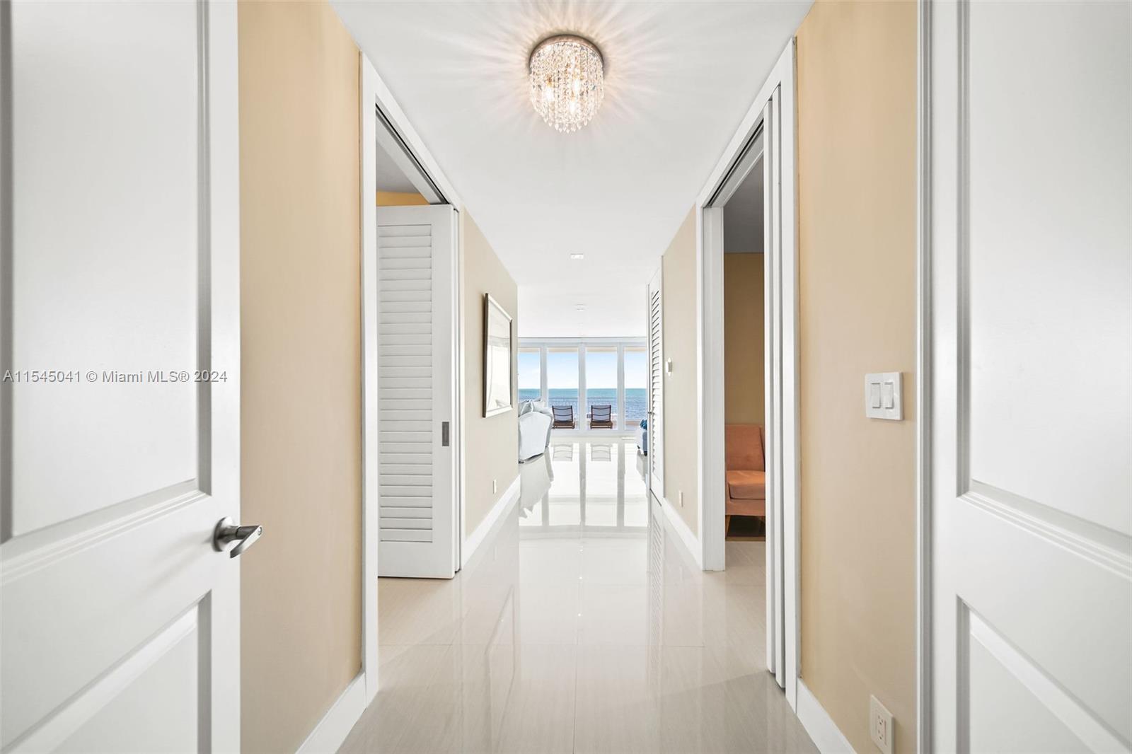 TAVERNIER HEIGHTS - Residential