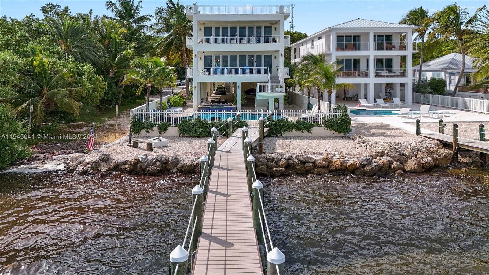 TAVERNIER HEIGHTS - Residential