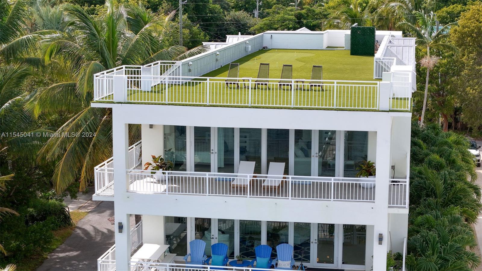 TAVERNIER HEIGHTS - Residential