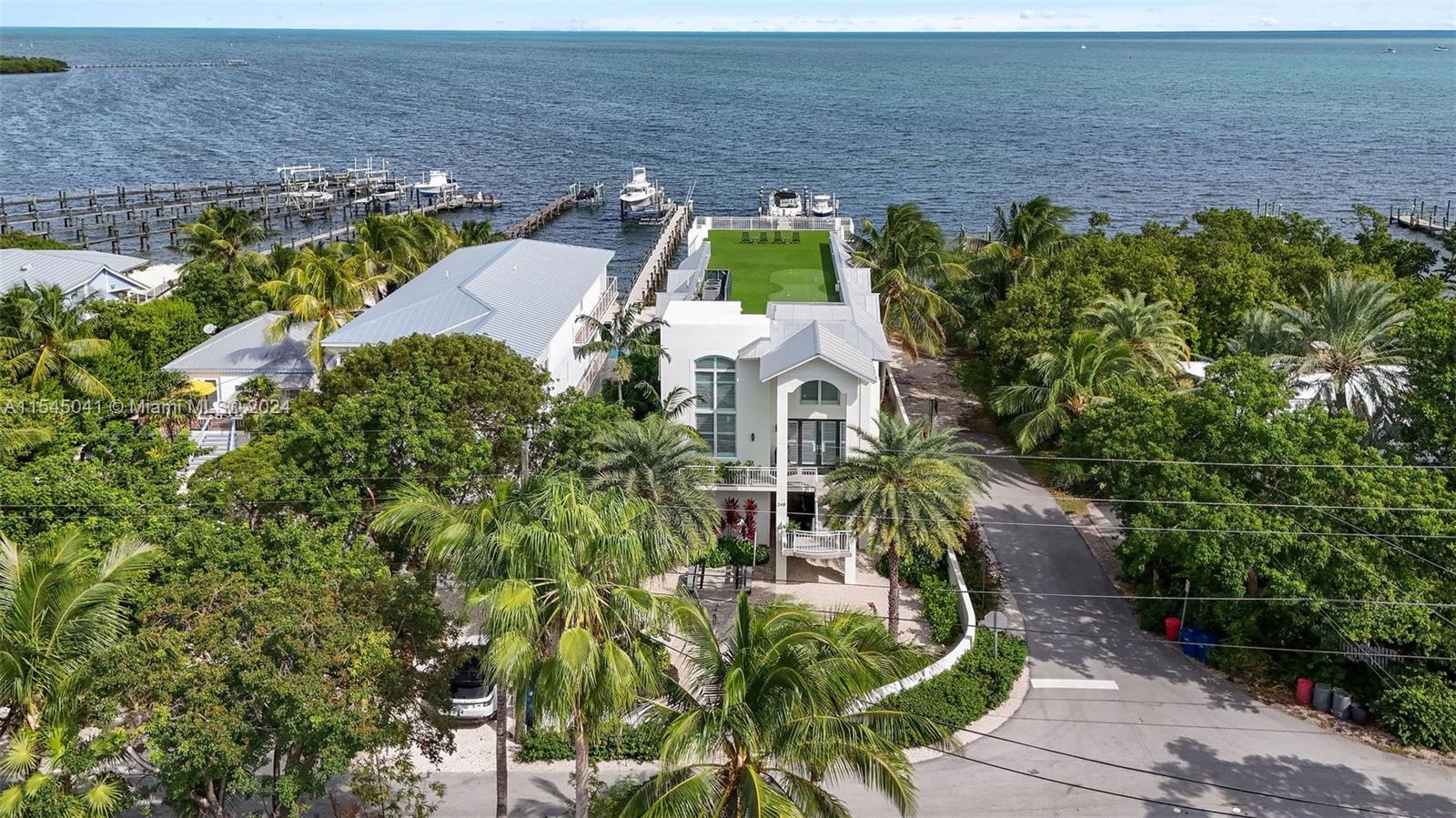 TAVERNIER HEIGHTS - Residential