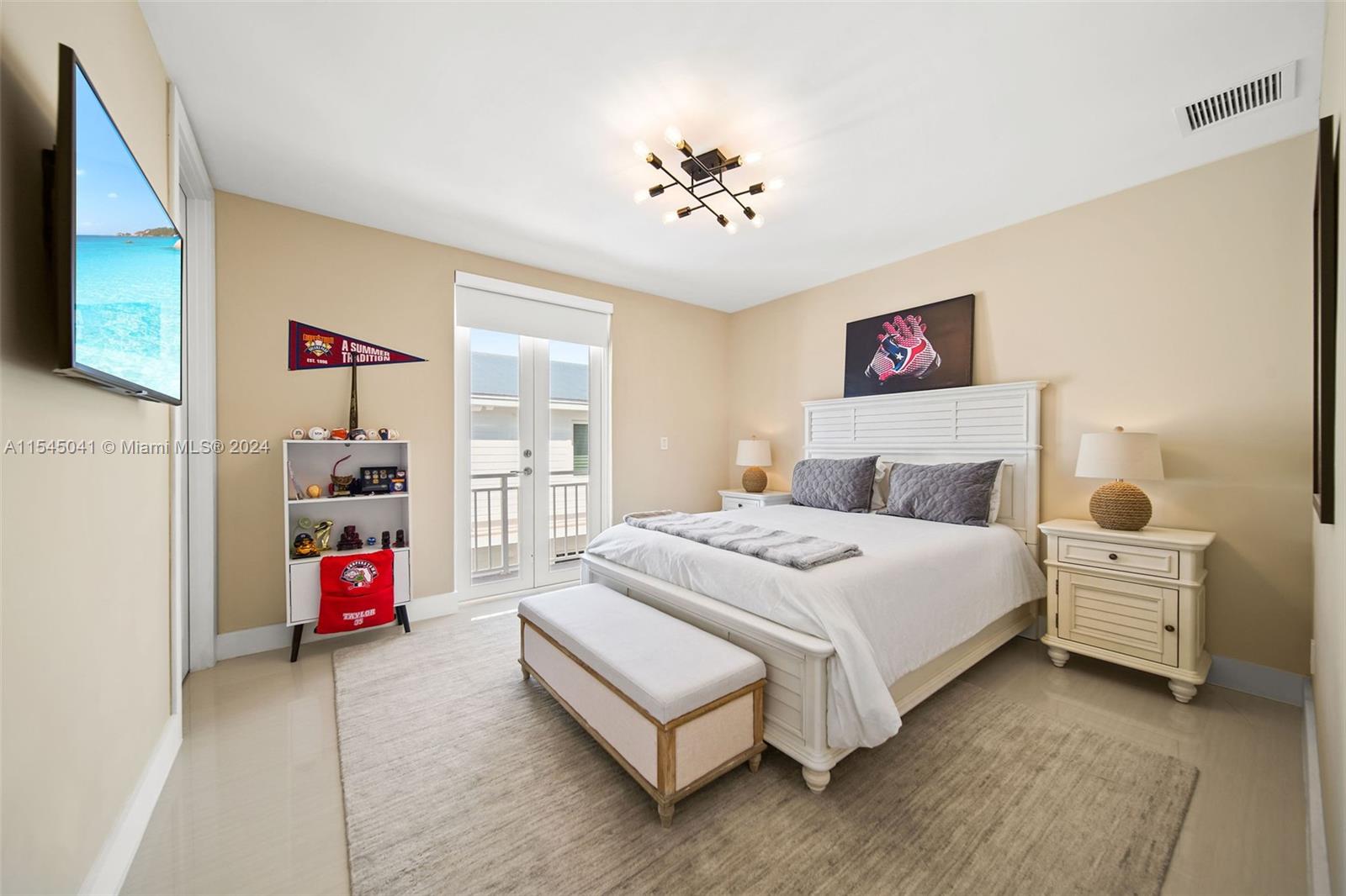 TAVERNIER HEIGHTS - Residential