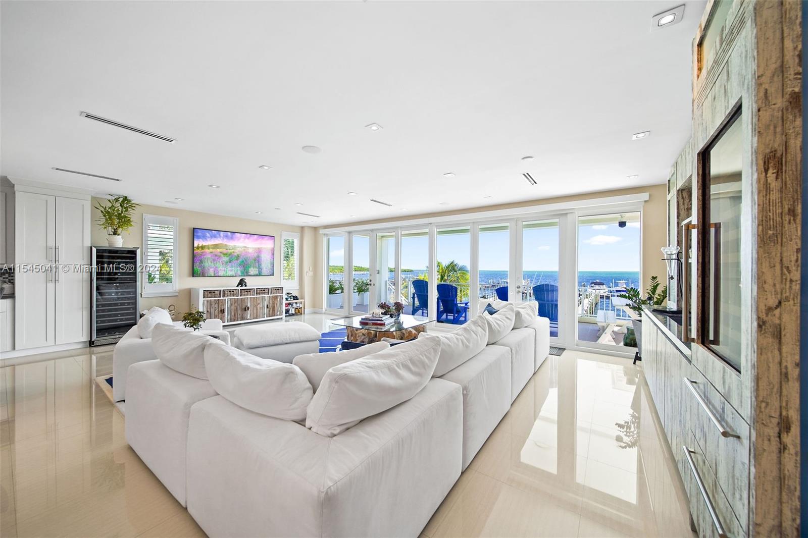 TAVERNIER HEIGHTS - Residential