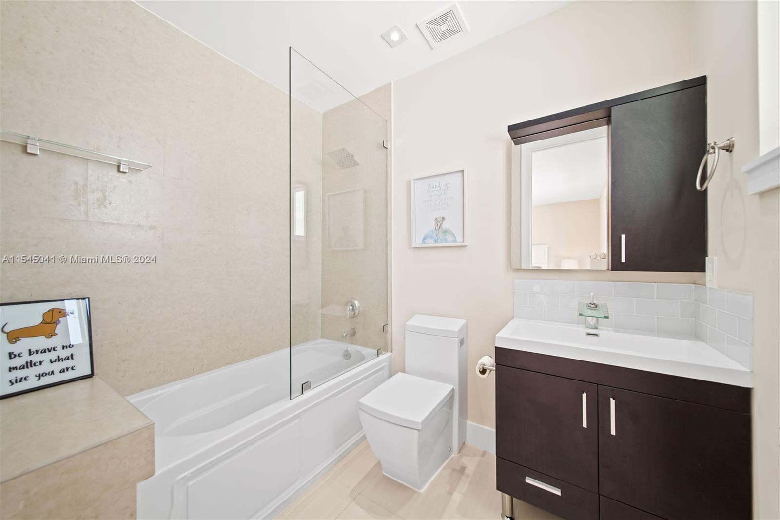 TAVERNIER HEIGHTS - Residential