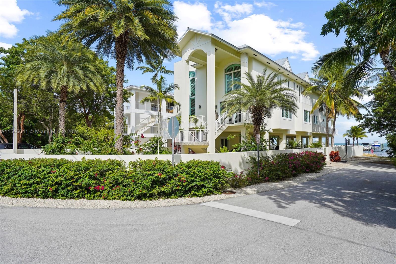 TAVERNIER HEIGHTS - Residential