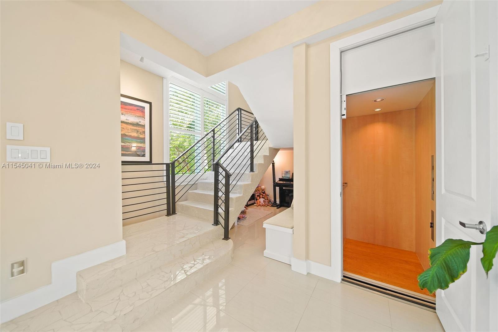 TAVERNIER HEIGHTS - Residential