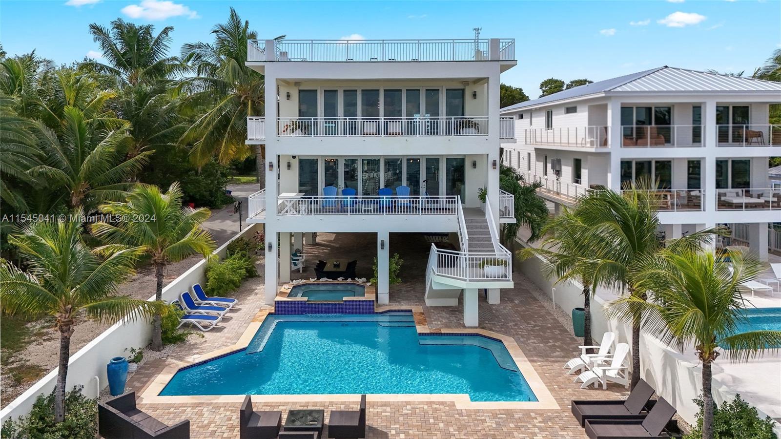 TAVERNIER HEIGHTS - Residential