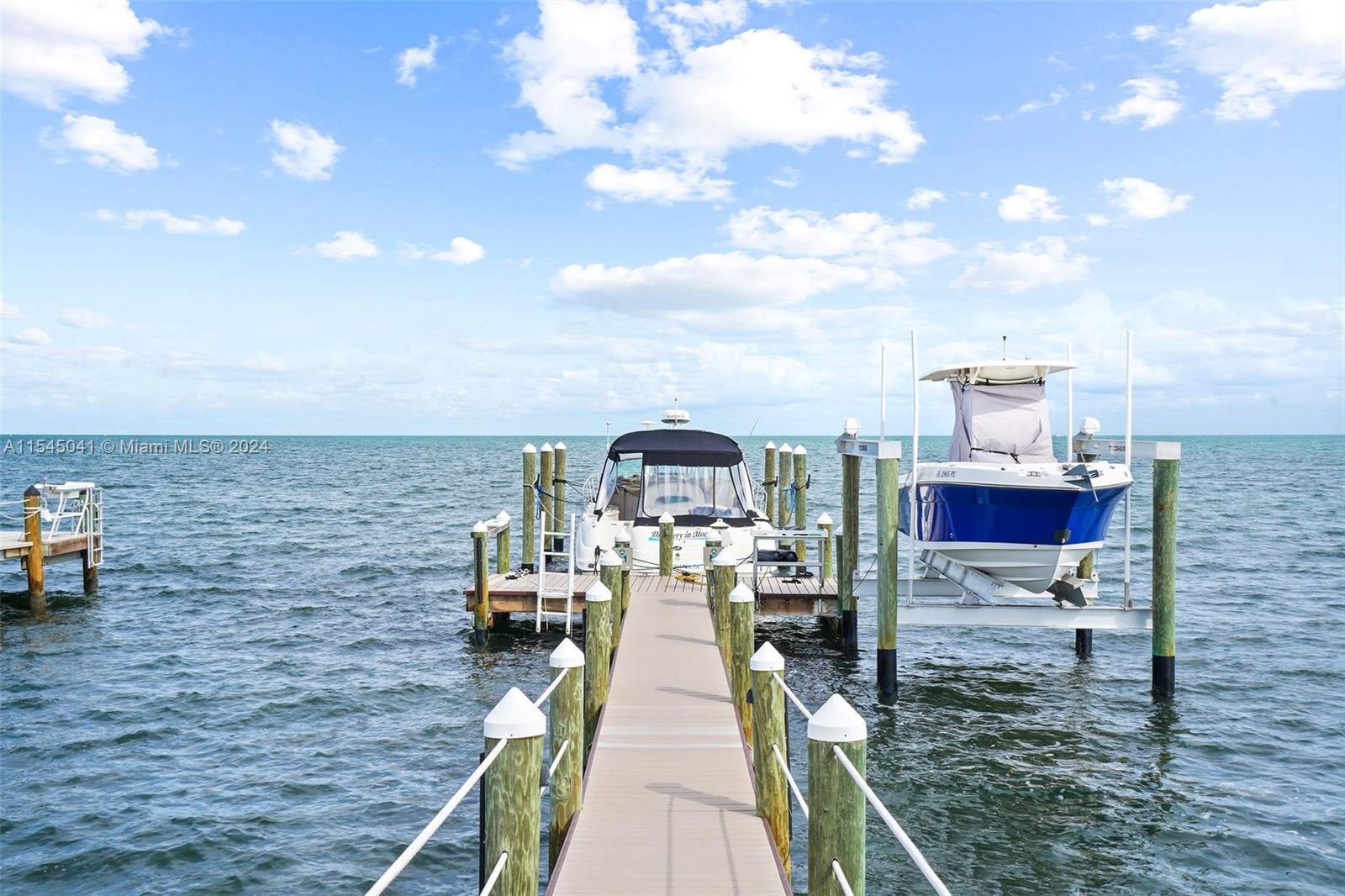 TAVERNIER HEIGHTS - Residential