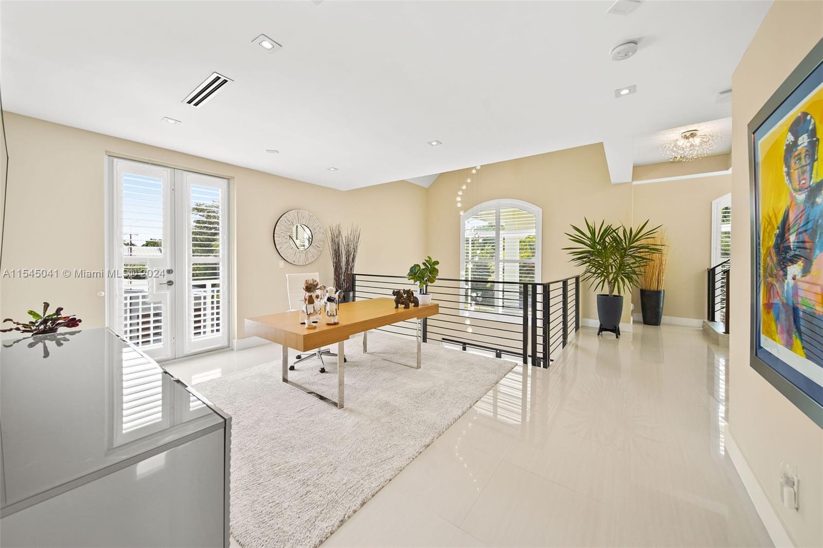 TAVERNIER HEIGHTS - Residential