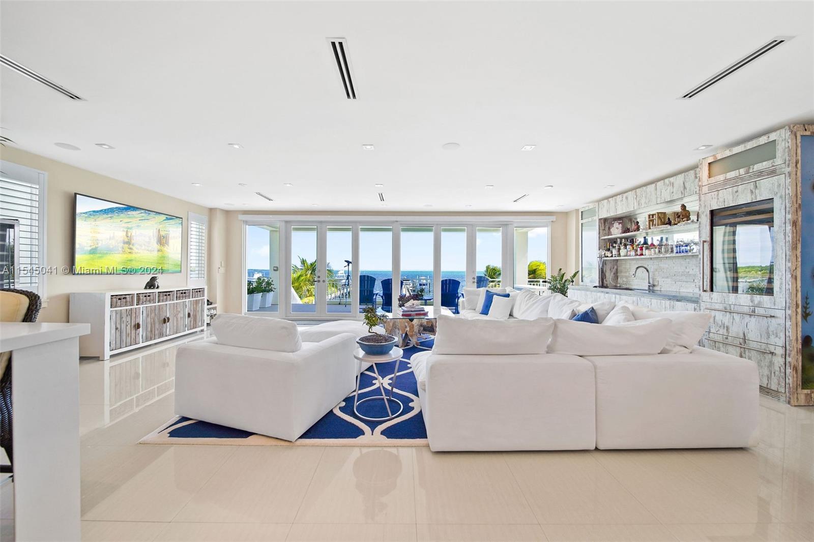 TAVERNIER HEIGHTS - Residential