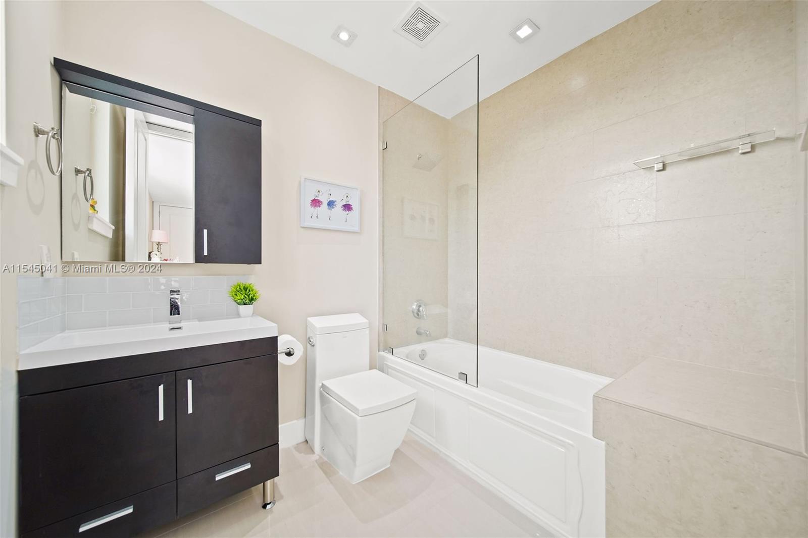 TAVERNIER HEIGHTS - Residential