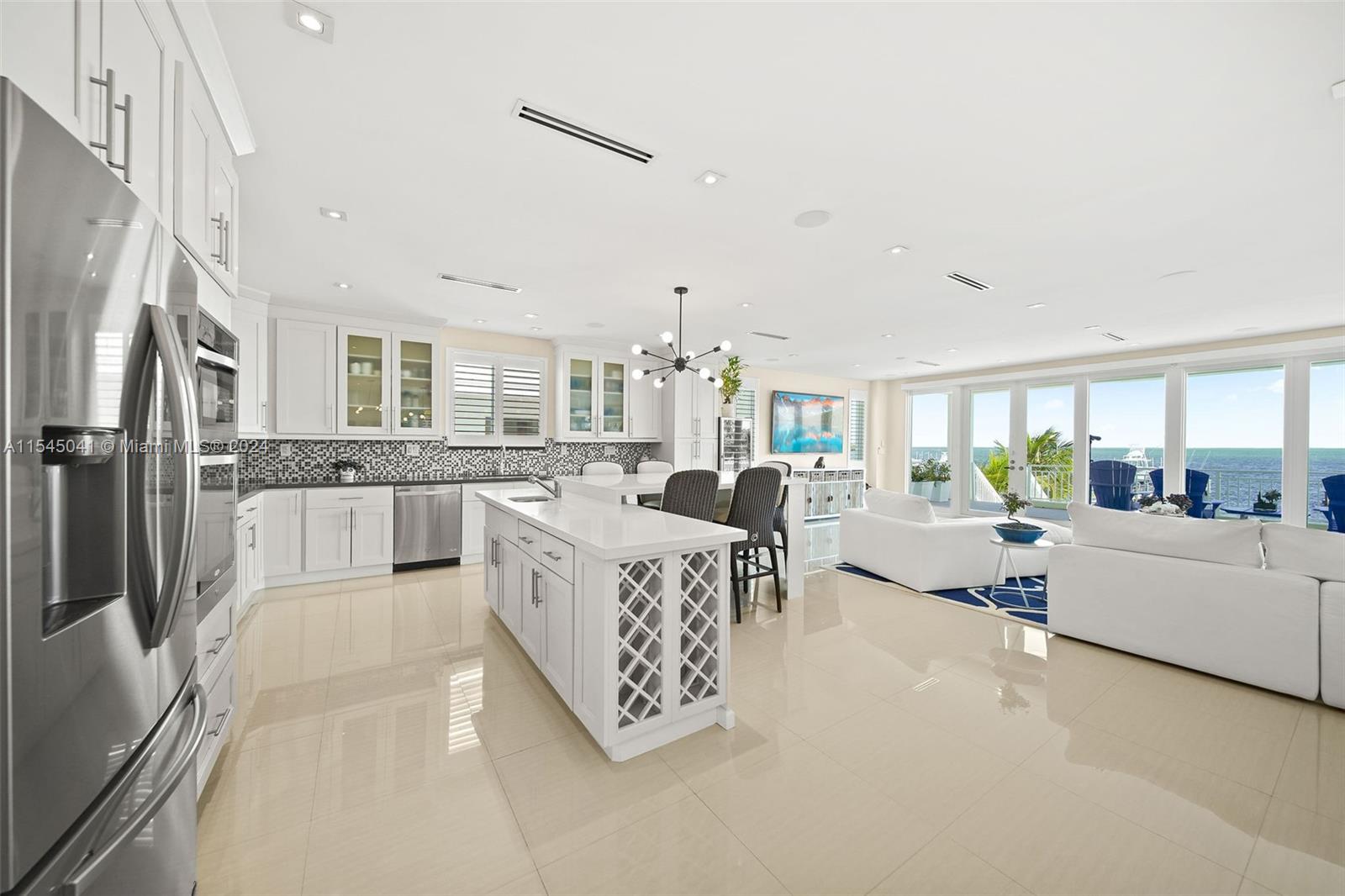 TAVERNIER HEIGHTS - Residential