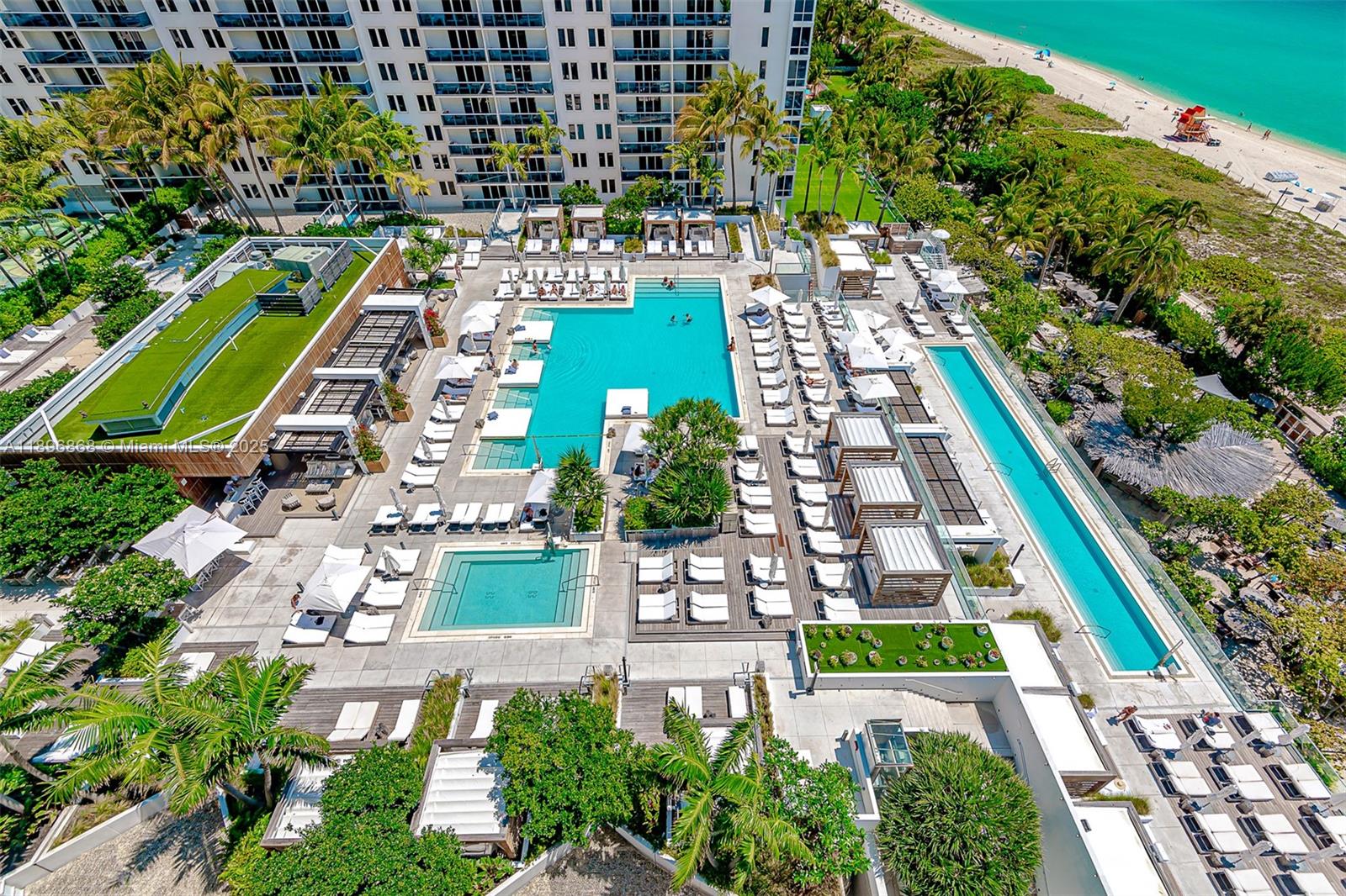 RONEY PALACE CONDO - Residential Lease