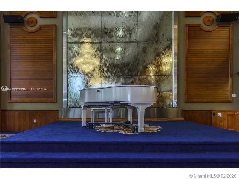 CENTURY VILLAGE - Residential Lease