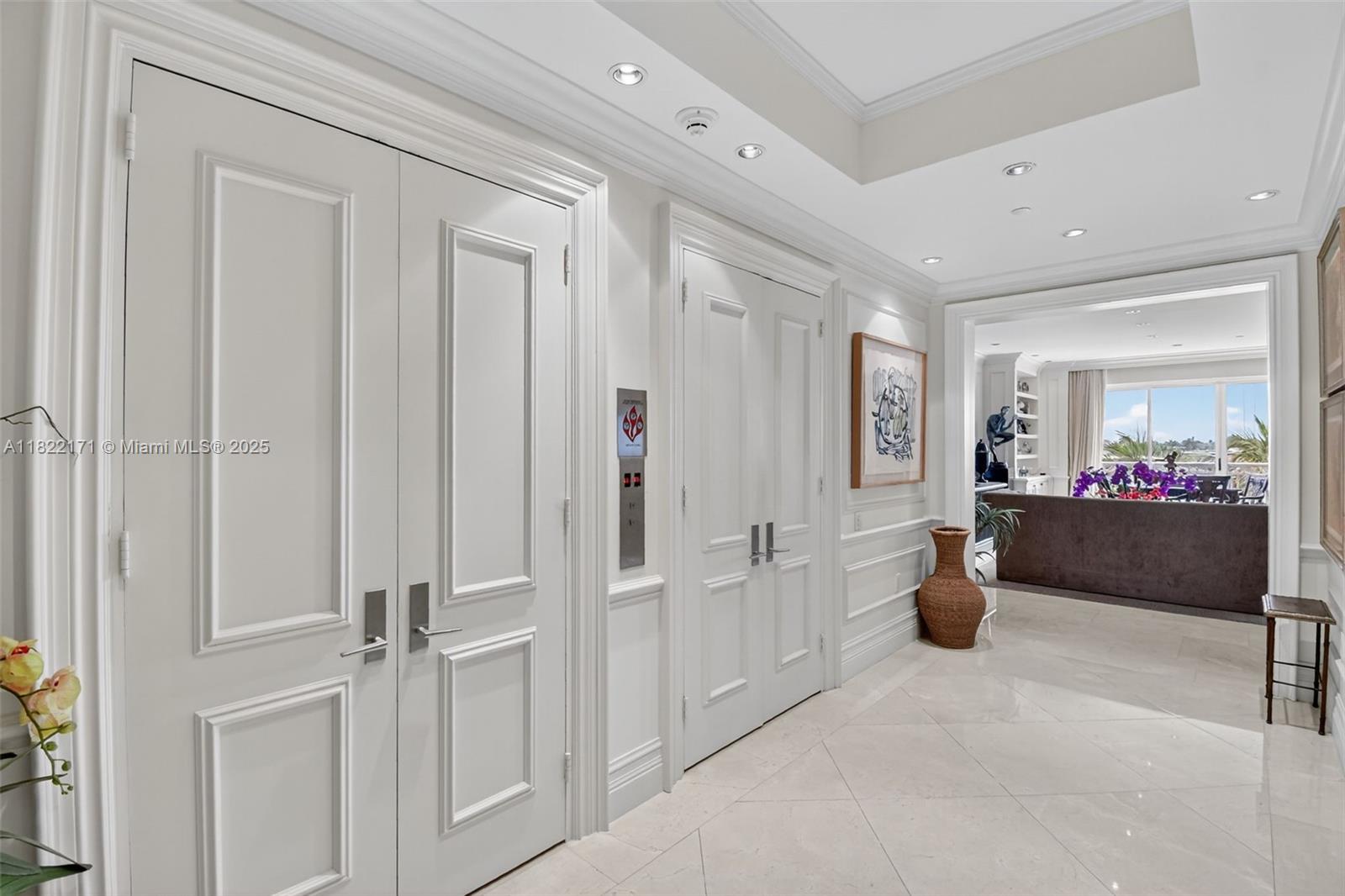 BELLA VISTA MID-RISE SOUTH - Residential Lease