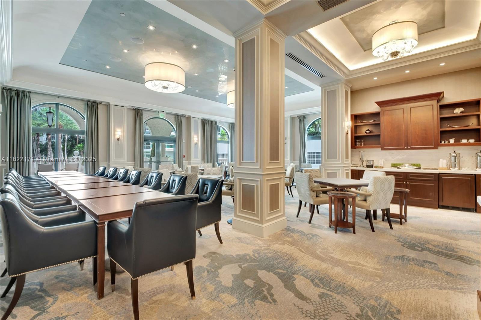 BELLA VISTA MID-RISE SOUTH - Residential Lease