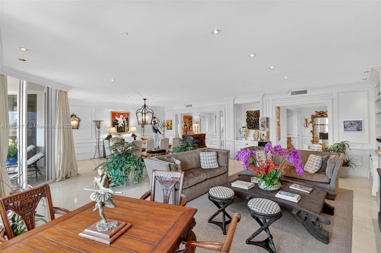 BELLA VISTA MID-RISE SOUTH - Residential Lease