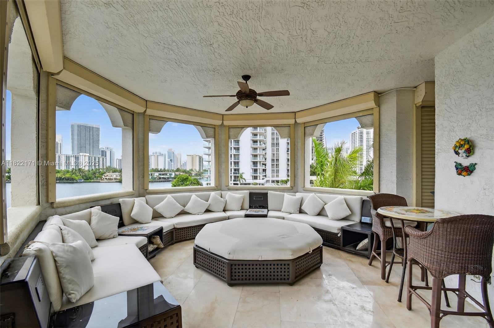 BELLA VISTA MID-RISE SOUTH - Residential Lease