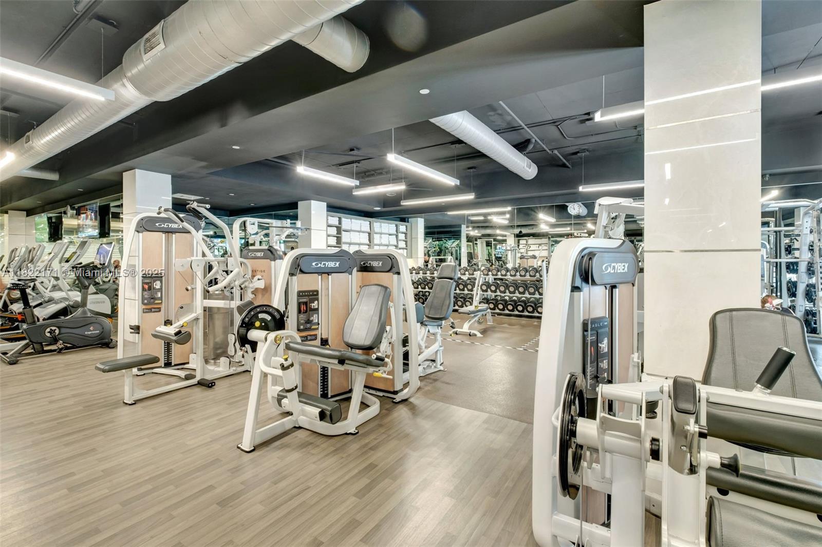 BELLA VISTA MID-RISE SOUTH - Residential Lease