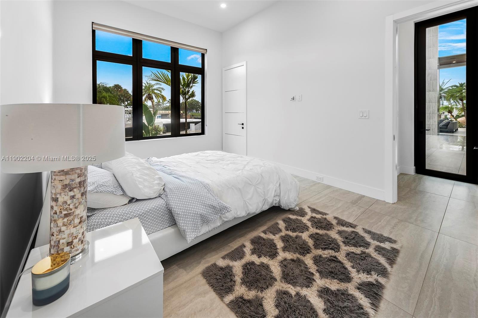 VENETIAN ISLES 1ST SEC - Residential Lease