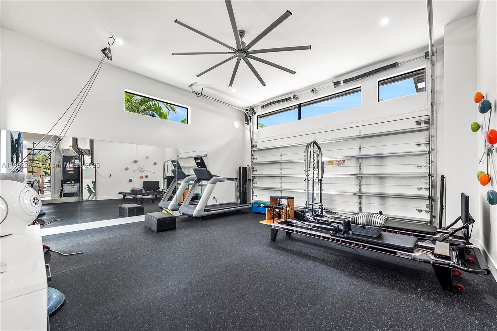 VENETIAN ISLES 1ST SEC - Residential Lease