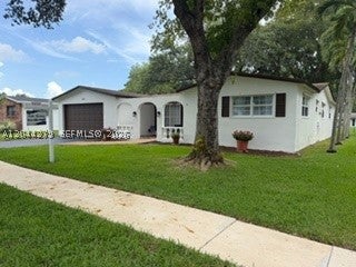 Photo of 9301 SW 54th St, Cooper City, FL 33328 (MLS # A12044279)