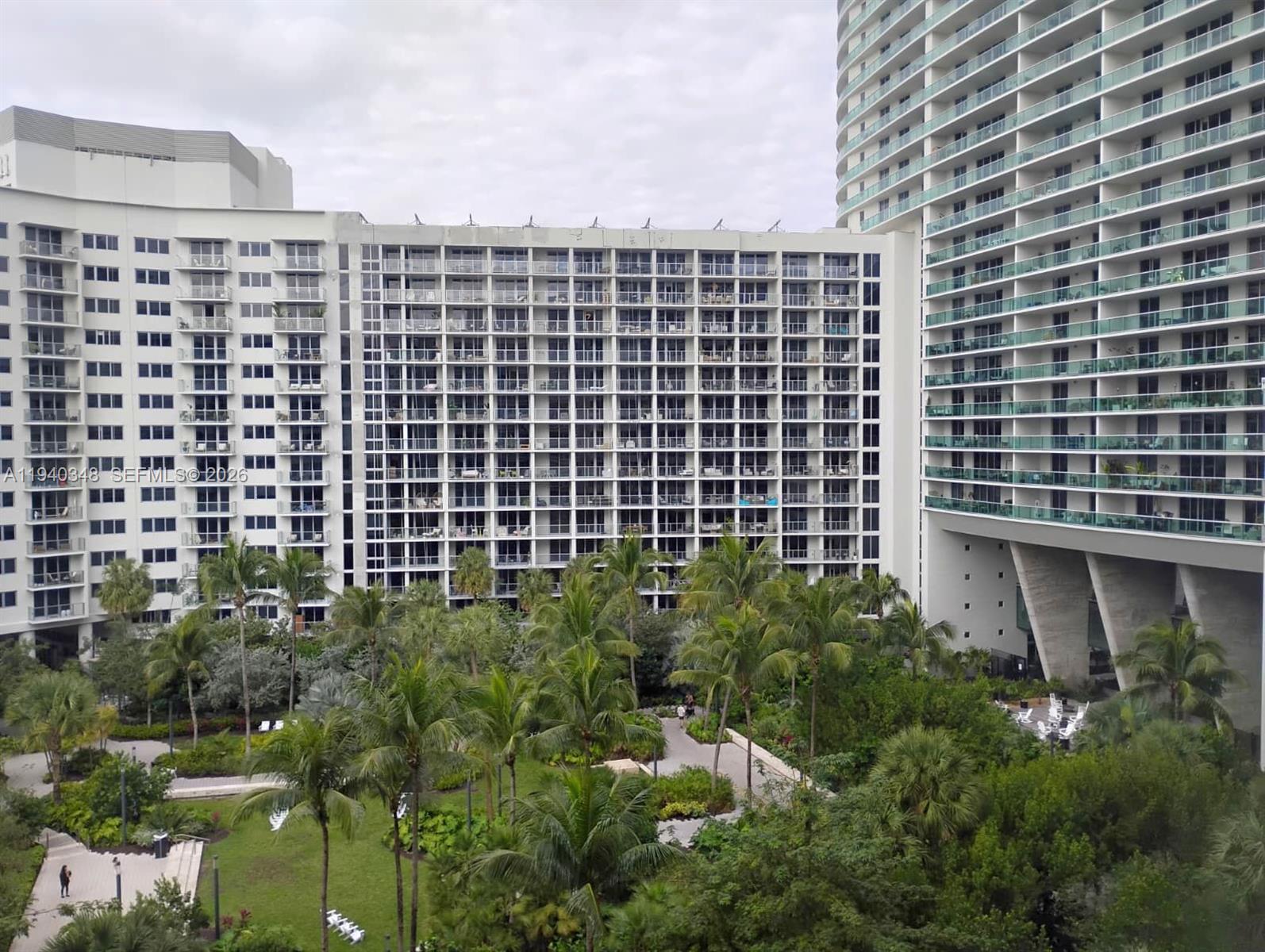 FLAMINGO SOUTH BEACH I CO - Residential