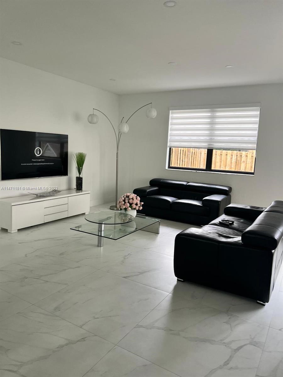 LAKES BY THE BAY FAYE REP - Residential